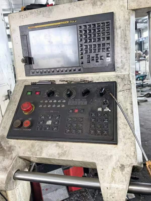 华特4026数控龙门工作台42.1米，门宽2.6米，两线一硬.