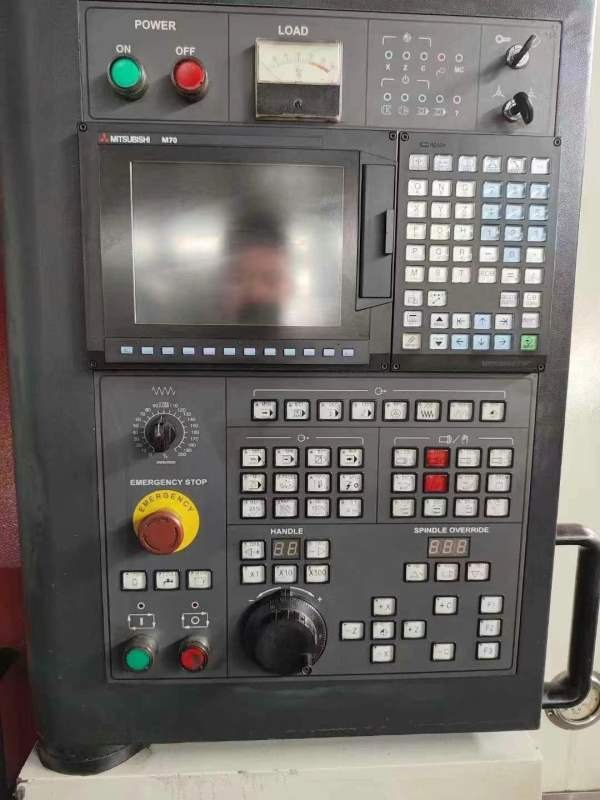 鼎丰360大型斜轨数控车床.三菱系统.12寸中空卡盘.A2-8.