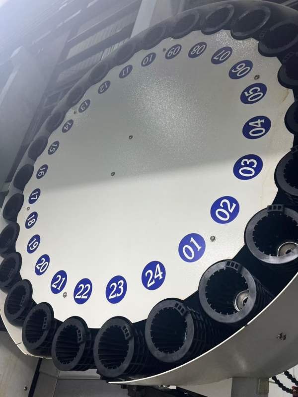 台群T-12L加工中心，刀库24把，X/Y/Z行程：1200/700/6.