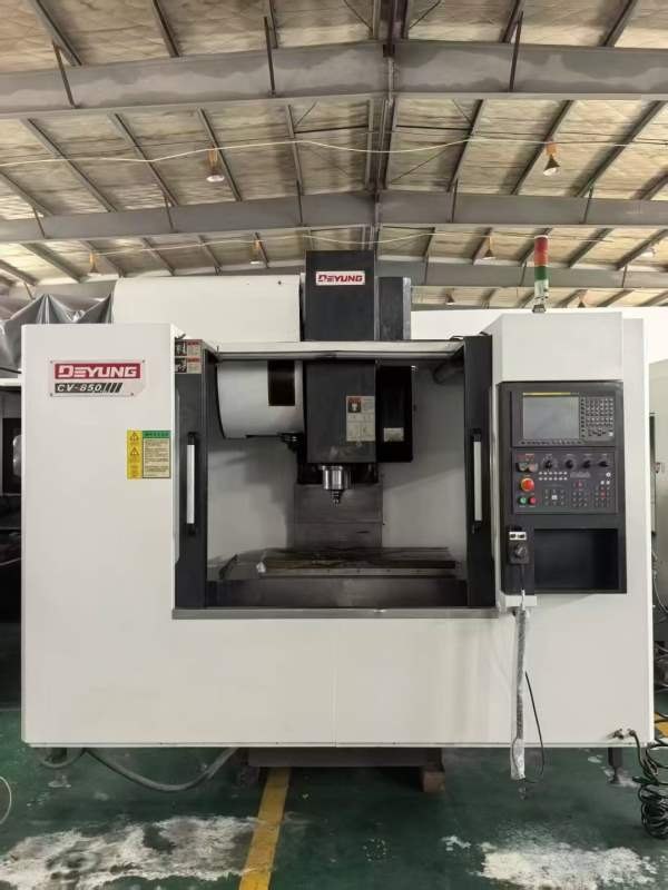 德扬重型CV850加工中心发那科MFplus系统，三轴日本THK.