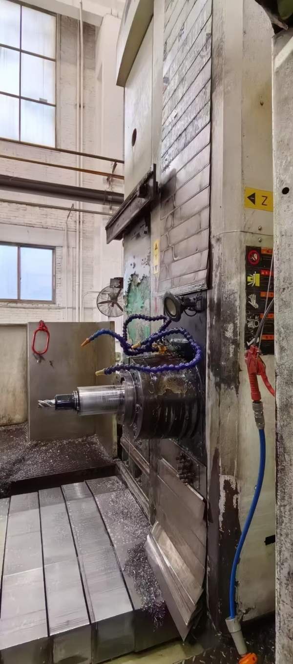 130镗床，韩国斗山双工作台镗床