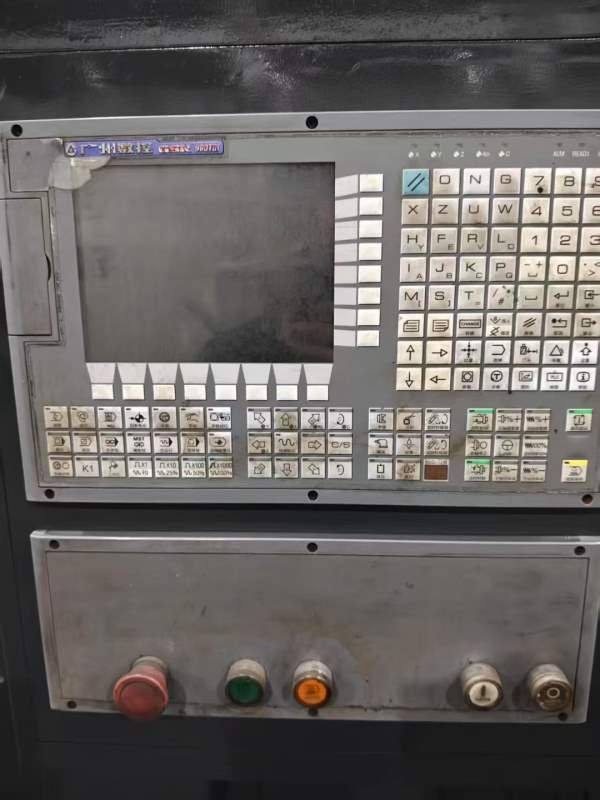 便宜处理精品一台沈中C A K61100/1500广数980TDC液压.