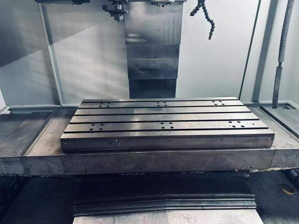 全新线轨滑块轴承，精度1丝品牌:台湾颖元1060加工中心.