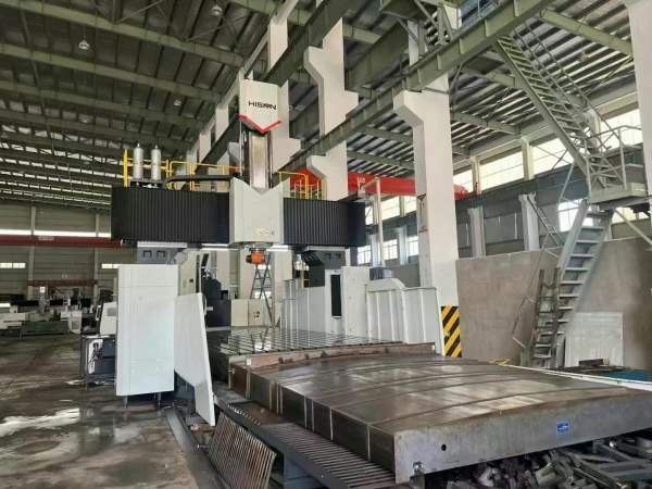 宁波海天3660数控龙门，工作台3000/6000mm，门宽3600m.