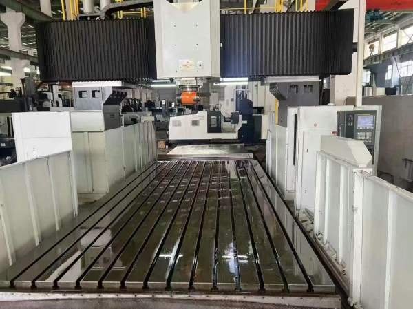 20年海天6036龙门加工中心 工作台3X6米 门宽3.6米 门.