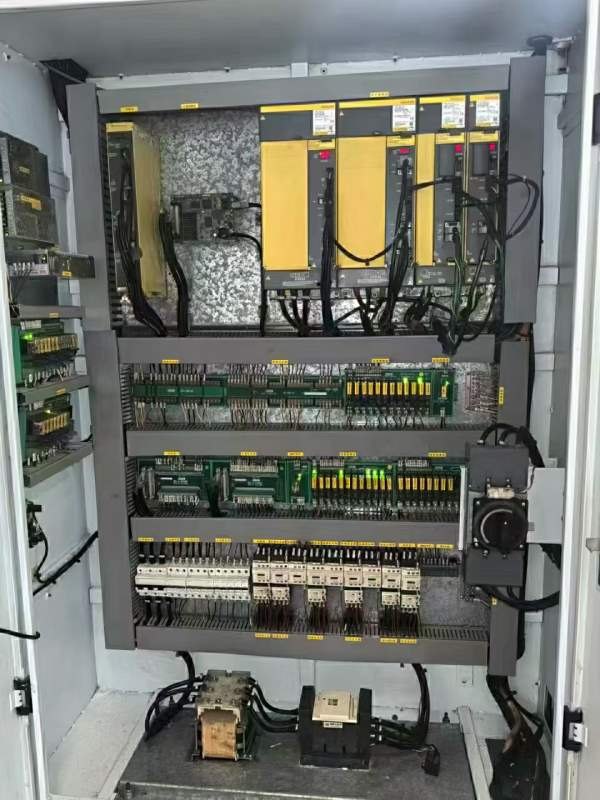 国祥国祥BM-4234L龙门加工中心带基辅全自动角度头，自.