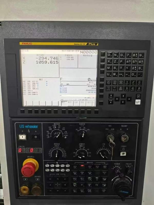 杭州惠勒LT-210数控车床，2021年出厂，发那科Plus系统.