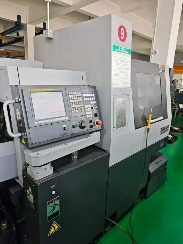 同款两台日本津上走心机B0325-II，棒料通过尺寸32mm，.