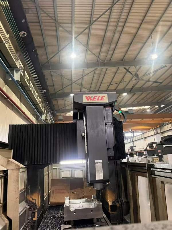 威立316龙门，工作台1.5X3米。门宽1.7米，门高1.3米。.
