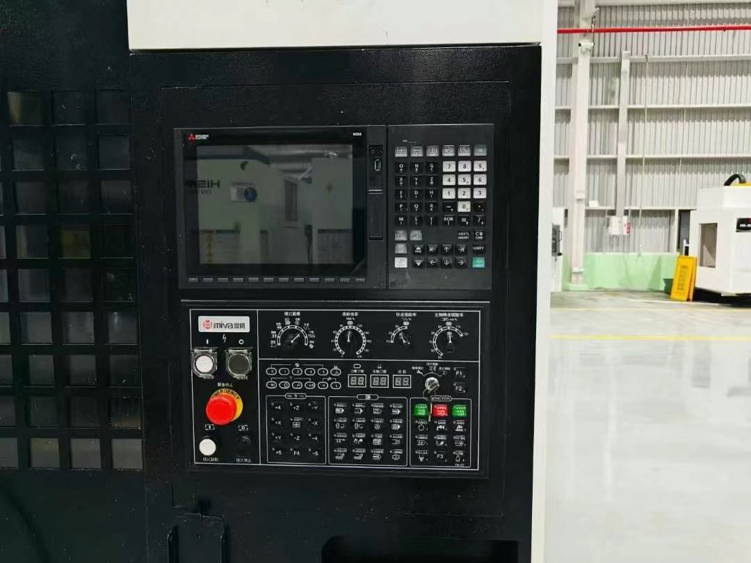 新到五台2025年安装少用855加工中心，三菱M80系统，BT.