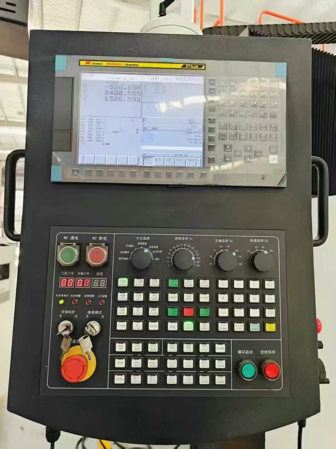 买下俩台苏州一线品牌纽威4米龙门，
全部方滑枕俩线一.
