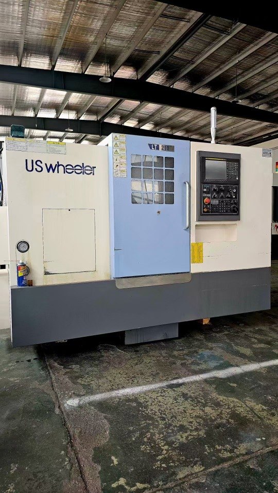 杭州惠勒LT-210，8寸卡盘主轴电机11/15KW，回转直径51.