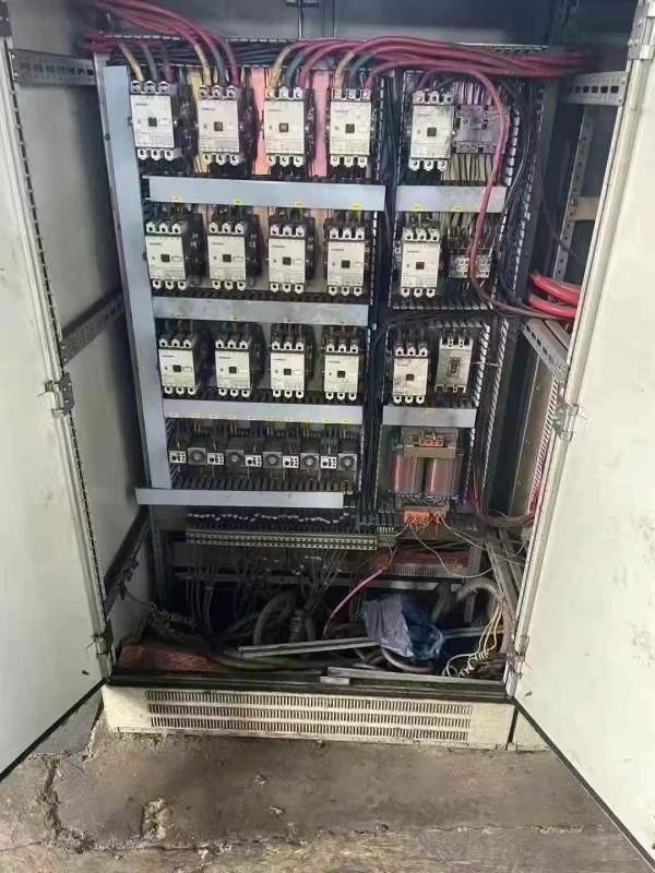 沈阳工厂二台南通框架液压机。需要的速度一台1600吨，.