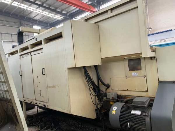 普利森61100数控卧车，加工直径1000mm，加工长度1500m.