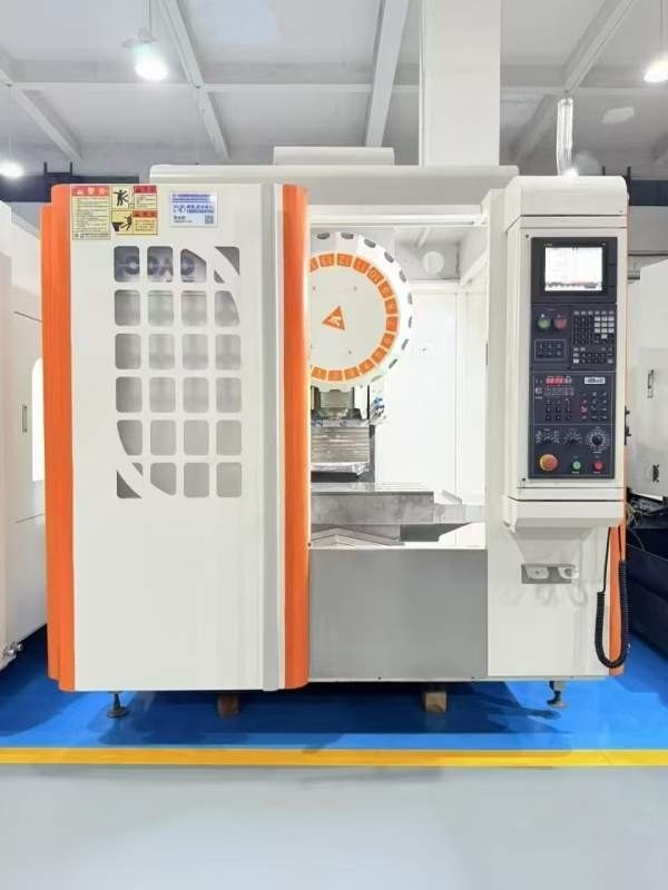 厚道T6钻工中心2022年 同款2台三菱M80系统BT30主轴200.