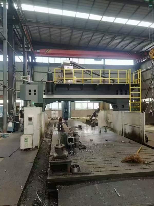 8545数控龙门镗铣床，工作台，过龙门4500，过高2000，.