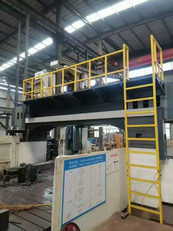 8545数控龙门镗铣床，工作台，过龙门4500，过高2000，.