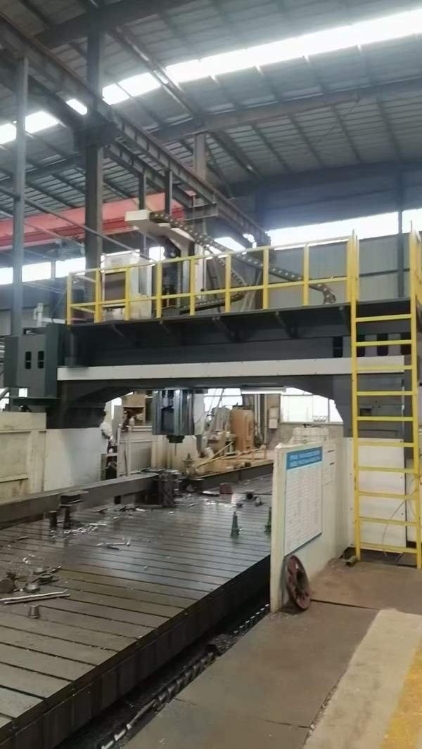 8545数控龙门镗铣床，工作台，过龙门4500，过高2000，.