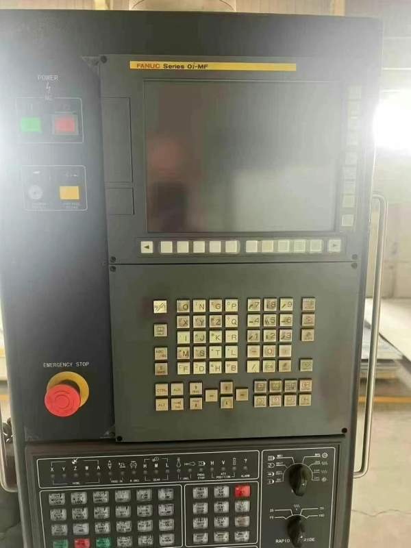 南京工厂刚买一台9成新宁波海天2840数控龙门，工作台2.