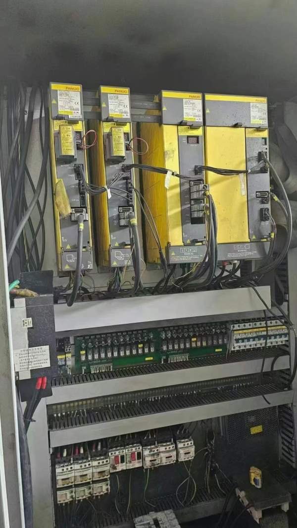【bt50齿轮头】台湾立扬116G加工中心，发那科MD系统、.