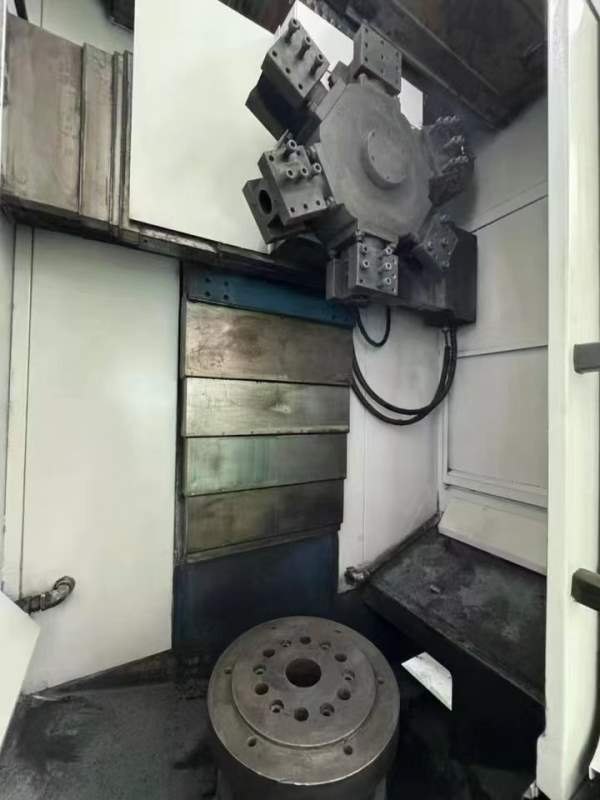 台湾油机320数控立车，同款2台，精度很好。