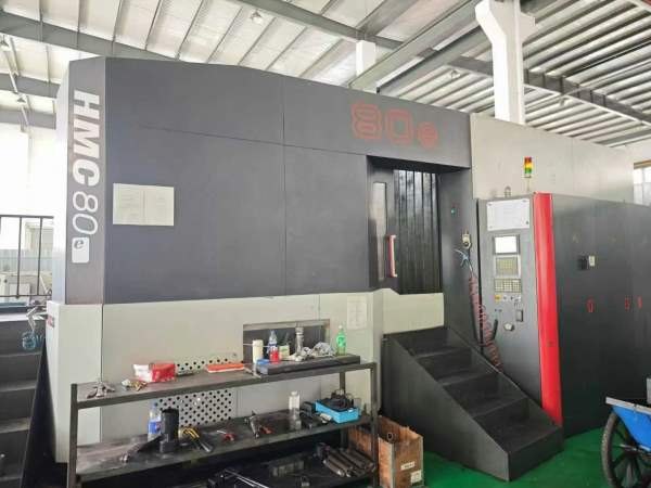 沈阳800双工位卧加  超重型滚柱线规  一体式床身  中.