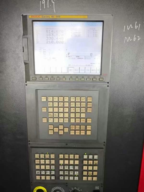沈阳800双工位卧加  超重型滚柱线规  一体式床身  中.
