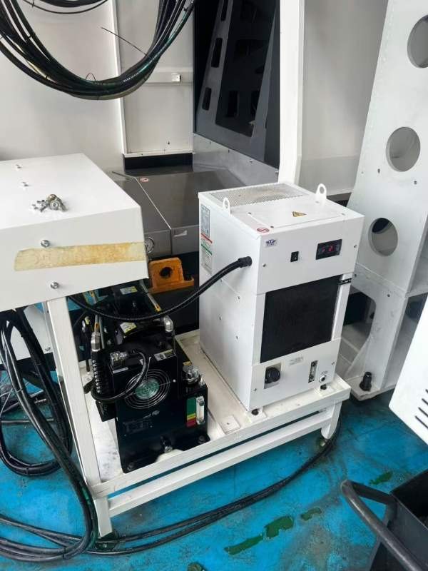 全新安装未用乔峰JHT-800单台卧式加工中心，三轴行程X.