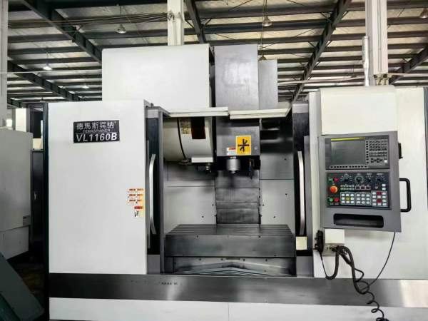 bt50主轴，带中心出水台湾德玛斯宾纳1160加工中心三轴.