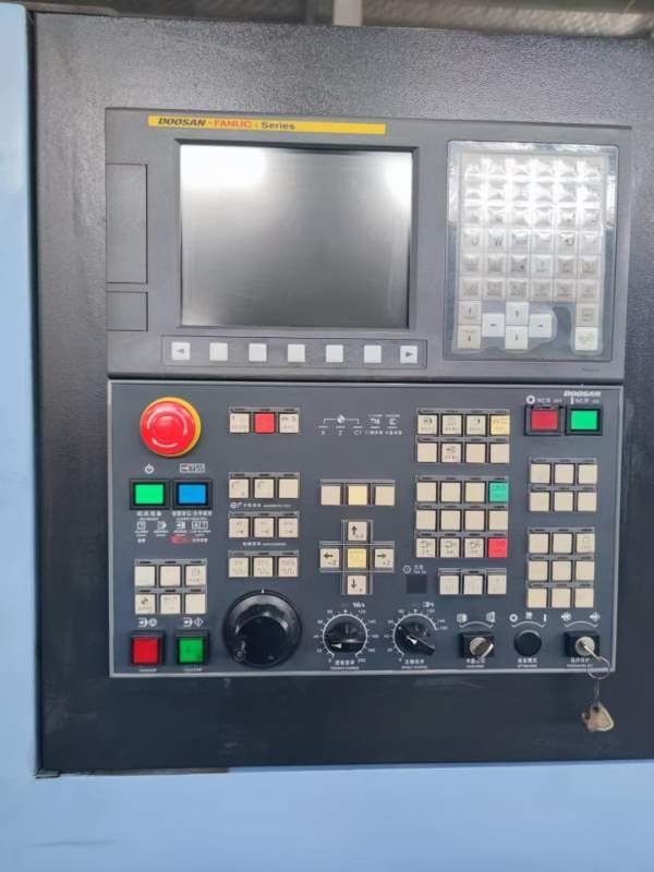 2020年斗山puma3050L数控车床，两轴硬轨，搭配12寸韩.