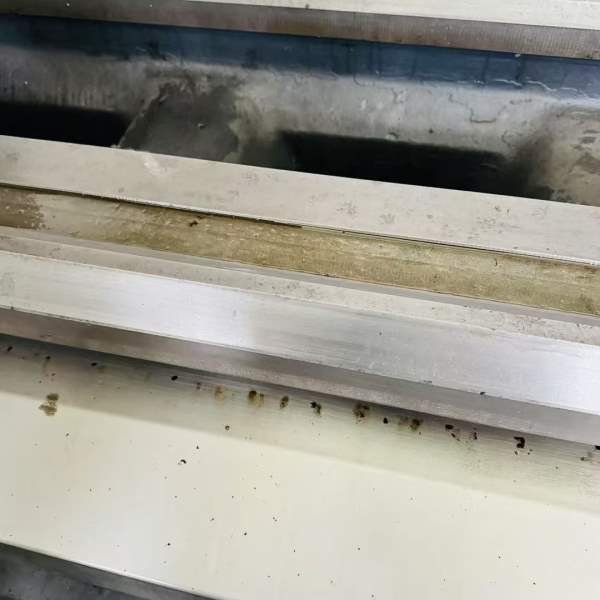 台湾原装永铨数控车床LD48x3000平轨数控车床，8工位伺.