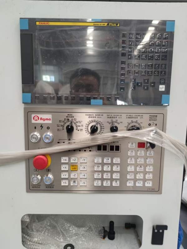 台湾艾格玛BA8加工中心发那科OiMF普拉斯系统BT40主轴1.