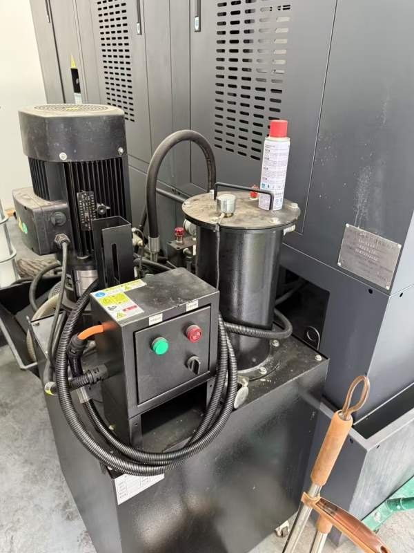 BT50主轴，发那科系统带30公斤主轴中心出水链板排削器.