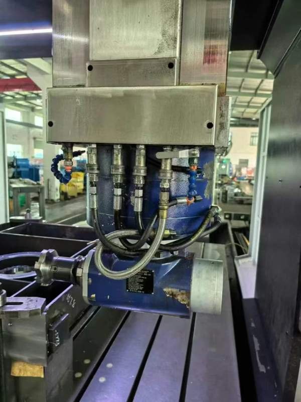 新定大隈4032龙门加工中心行程4255-3200-1200工作台42.