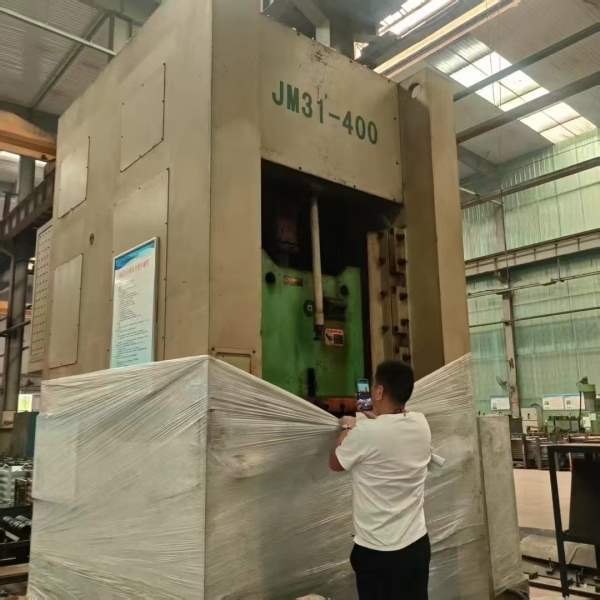 闭式单点400吨，在位出售_