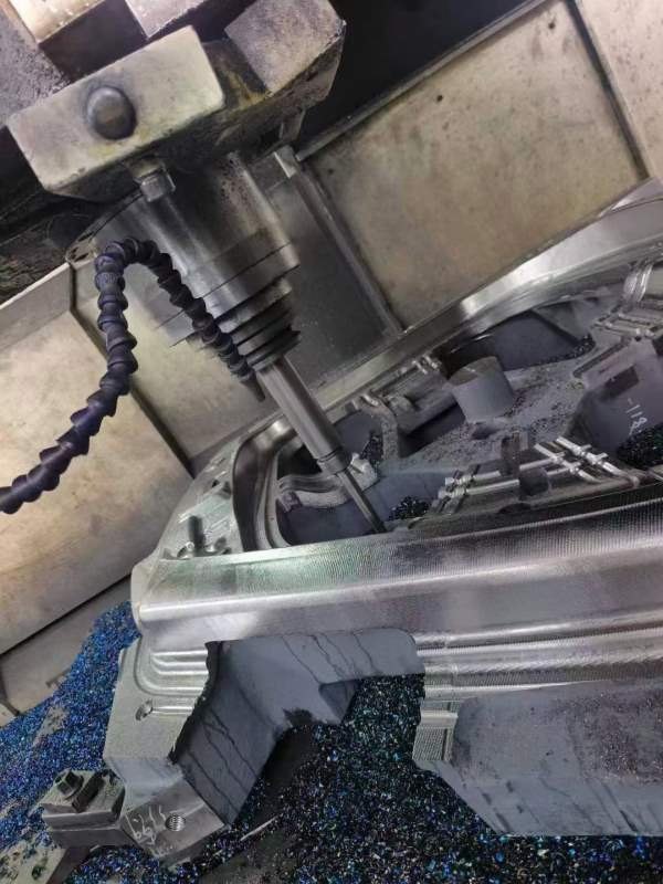台湾协鸿3190数控龙门，工作台3100-1830，过宽2160，.