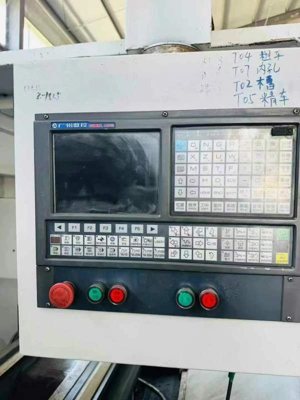 刚到仓库米数控车床，军工大厂沂水机床厂，22年购入，.