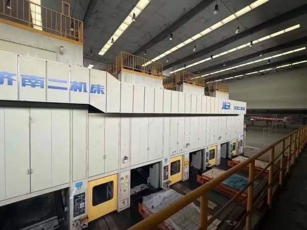 济南二机4序7轴ABB全自动机械压机冲压线00，工作台230.