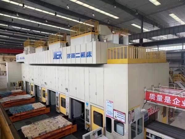 济南二机4序7轴ABB全自动机械压机冲压线00，工作台230.