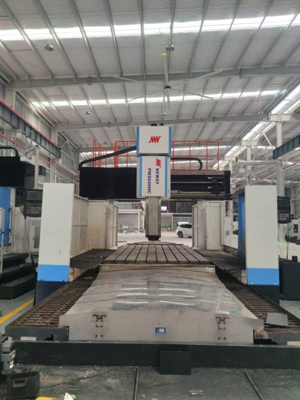 2022年准新苏州纽威4028龙门，方滑枕两线一硬，发那科.