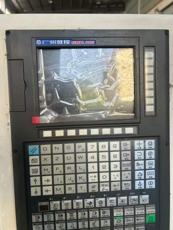 丹东华骏6150D数控机床，几乎全新，2023年3月出厂，行.