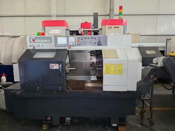 台湾原装程泰GCL-2L硬轨机。加工长度600。主轴鼻端：A.