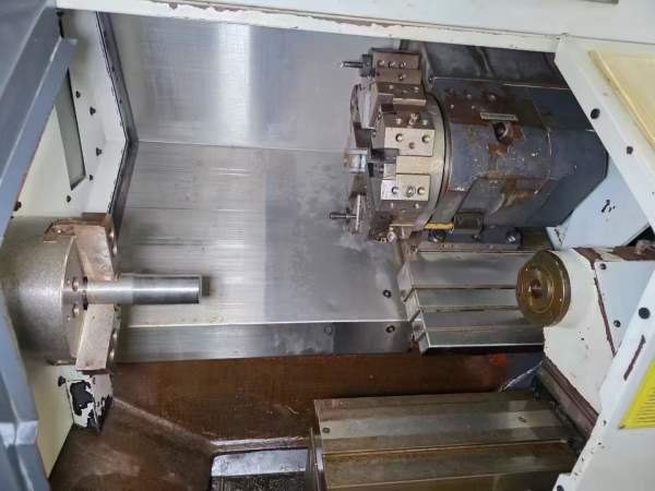 台湾原装程泰GCL-2L硬轨机。加工长度600。主轴鼻端：A.