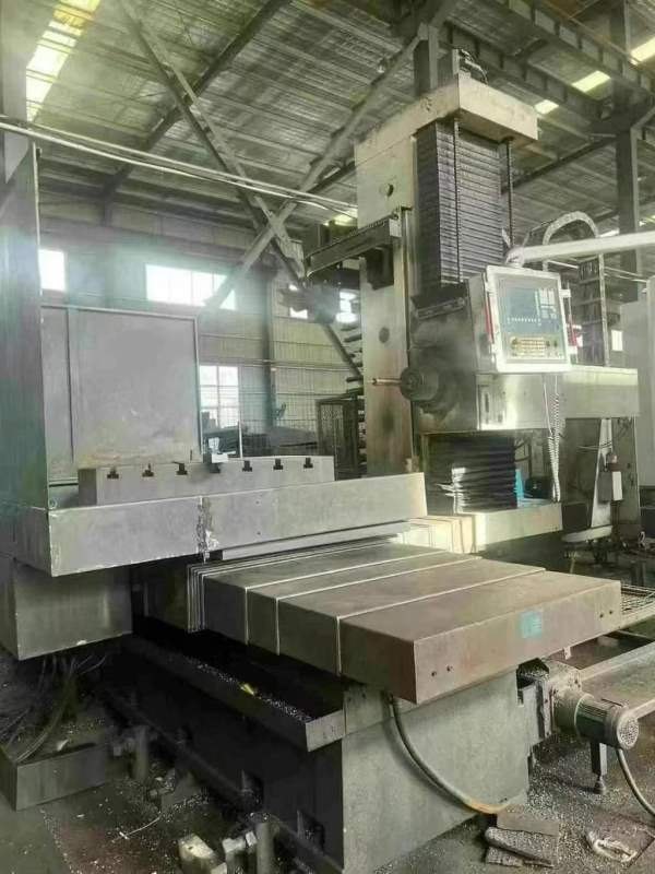 沈阳中捷TH6511B数控刨台镗铣加工中心主轴直径:110mm.