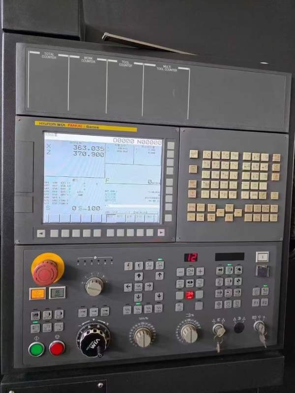 韩国原装威亚L300LC，12寸卡盘带齿轮箱，带液压中心架.