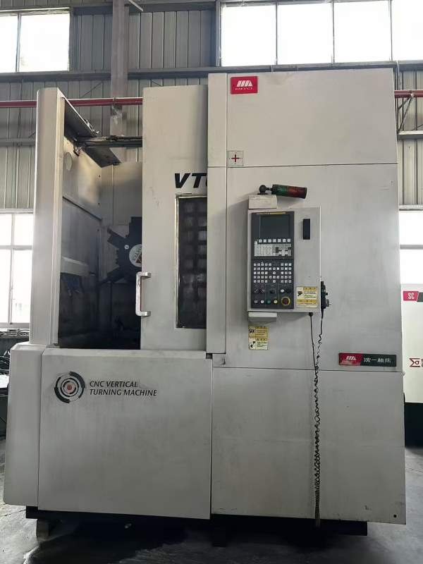 沈阳产VTC8080数控立车，发那科TD系统，回转直径一米.
