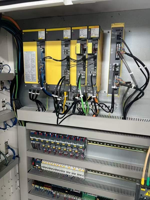 纽威PM2040HZ重型龙门加工中心，工作台4米/2.5米，门.