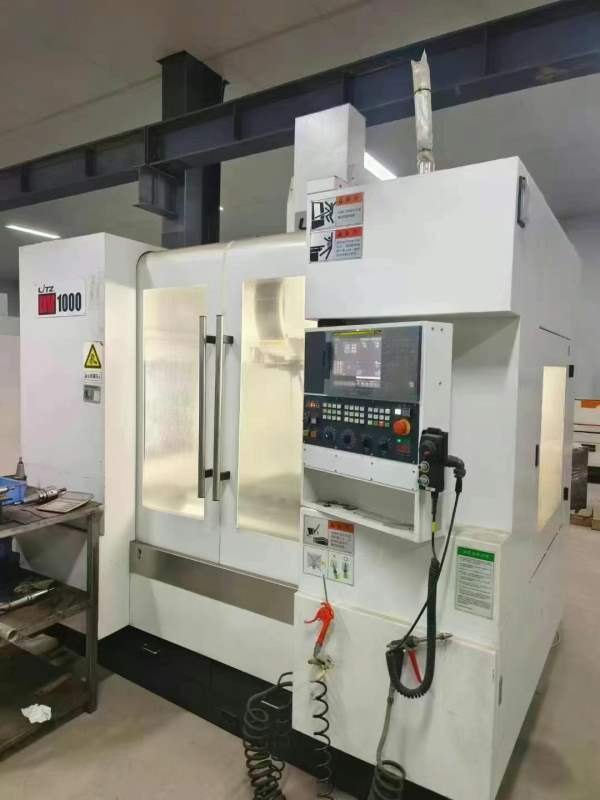 丽驰DV1000立式加工中心三轴高速高精线轨行程:1020x56.