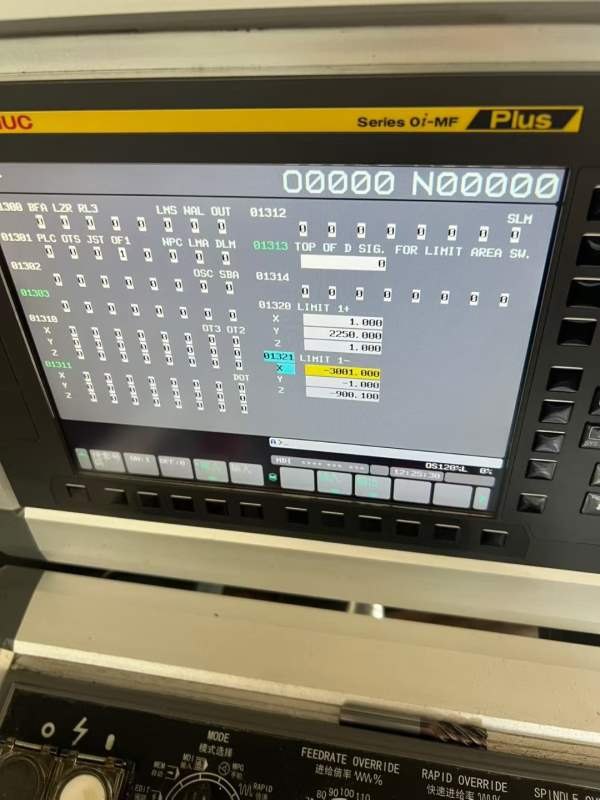 江苏壹牧2230数控龙门，工作台3000/1800mm，门宽2200m.