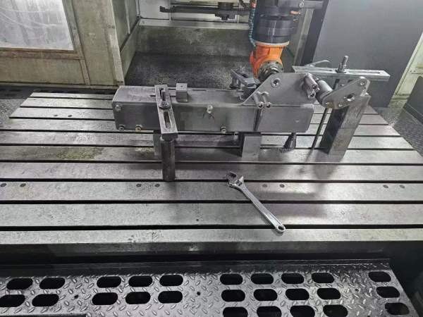 2023年南通国盛2716龙门加工中心（发那科MF Plus控制.